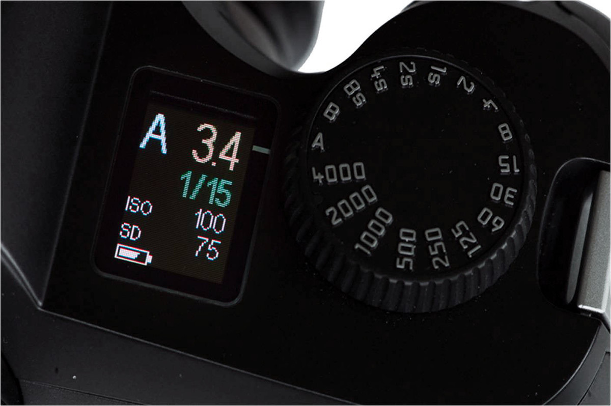 Color OLED and analog shutter speed dial