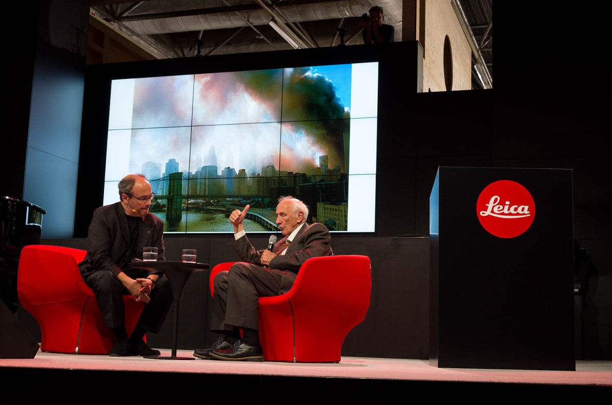 Leica Hall of Fame 2014 recipient Thomas Hoepker talks about his images with Dr. Kaufmann