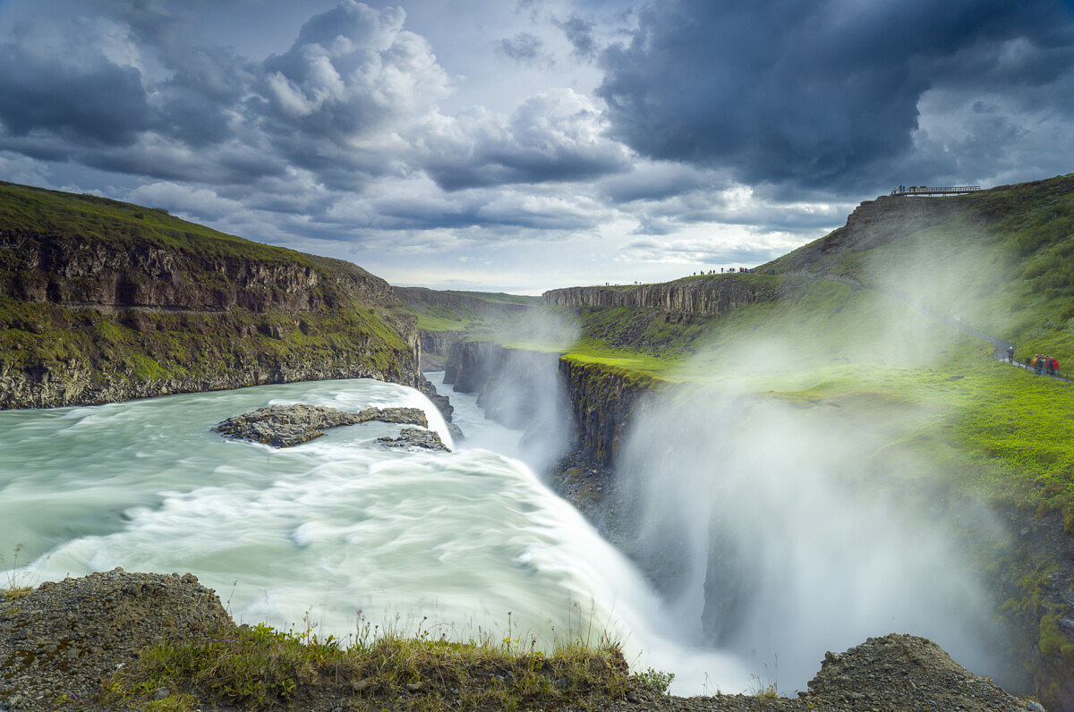 Leica S (Typ 007) with Super-Elmar-S 24mm, 1.5 sec @ f/11, ISO 100, Tripod, 6 stop ND