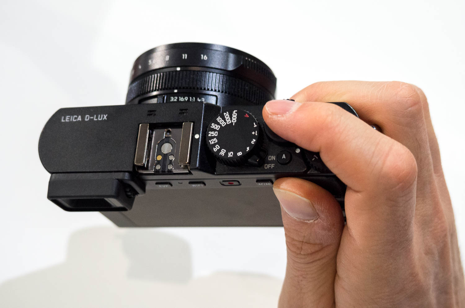 leica pocket
