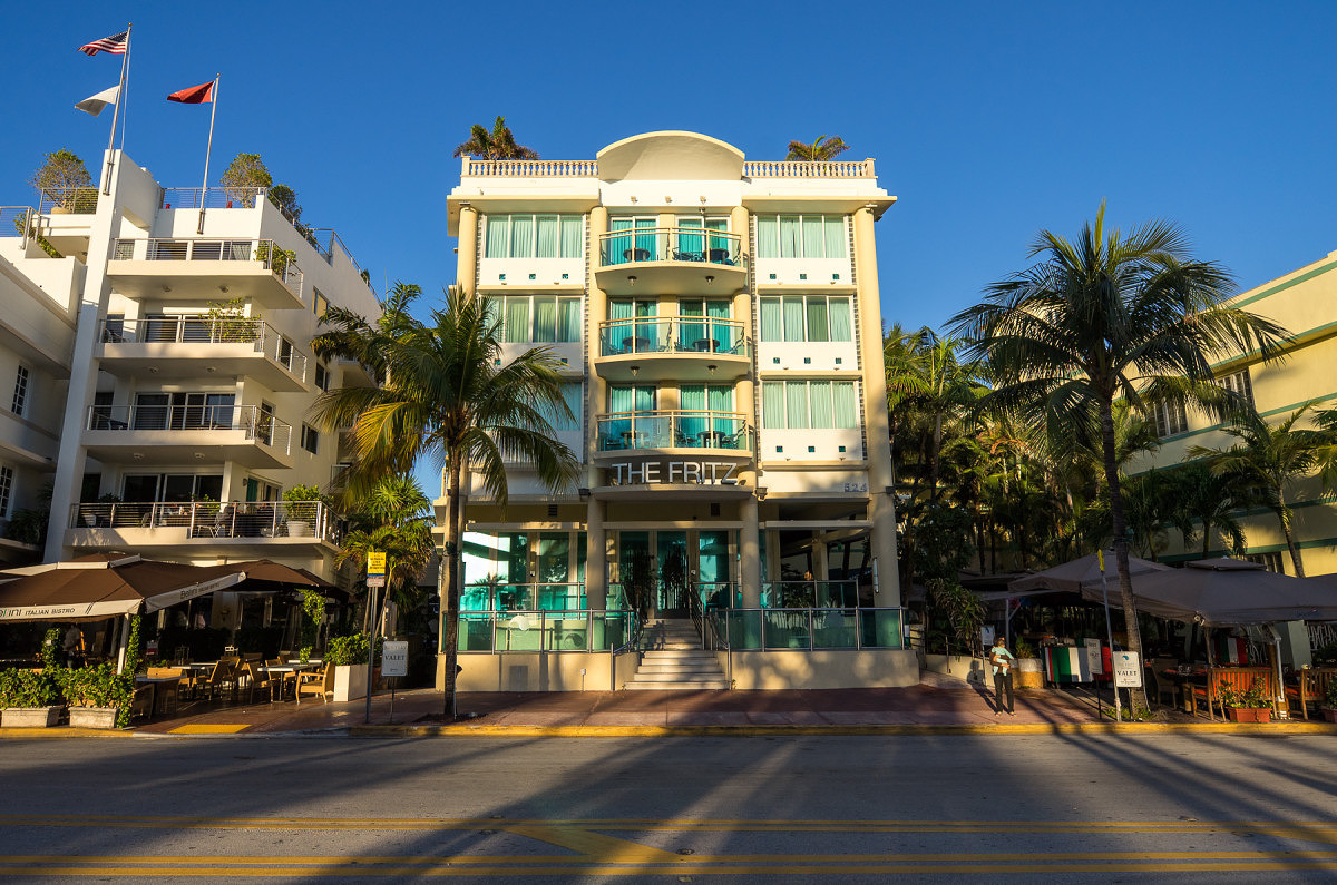 In this image of the Fritz Hotel at sunrise the corner-to-corner sharpness of the lens is evident. 1/500th of a second, f/5.6, ISO100 at 14.4mm. 