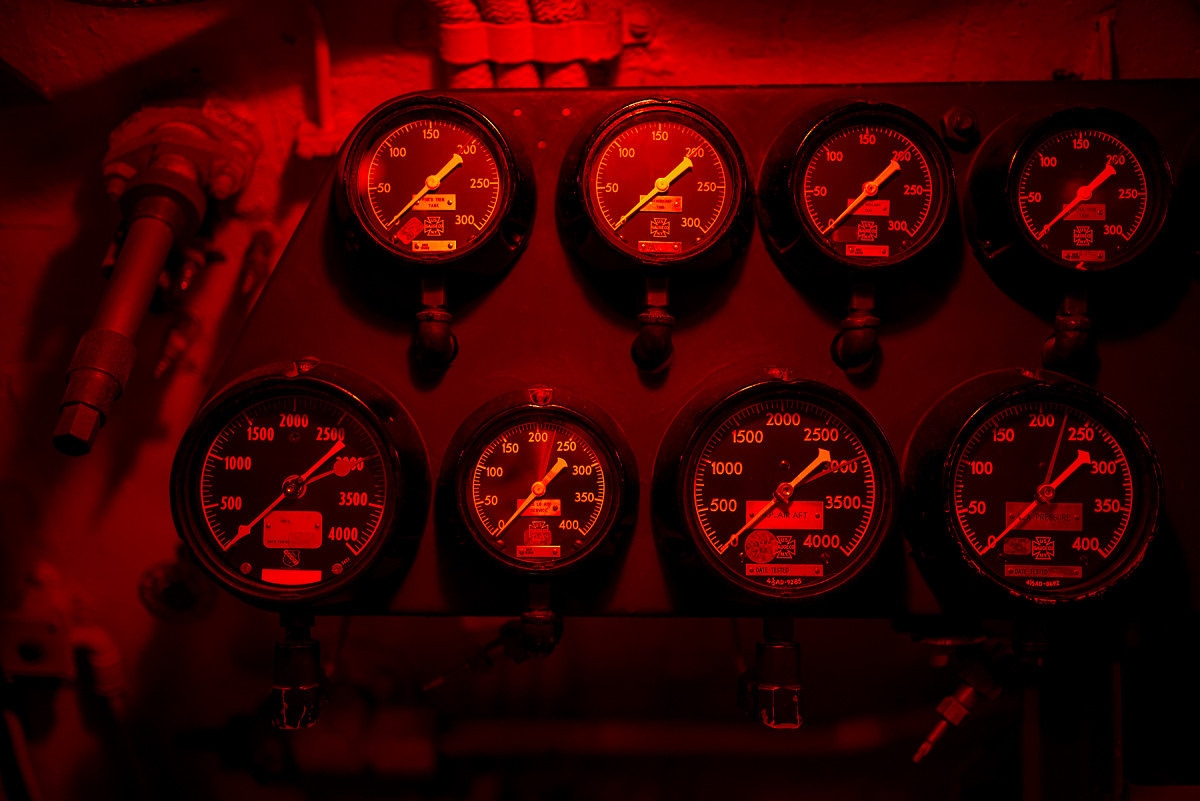 Red Light Gauges