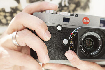 Leica D-LUX (Typ 109) Solid Gray – supply-theme-blue