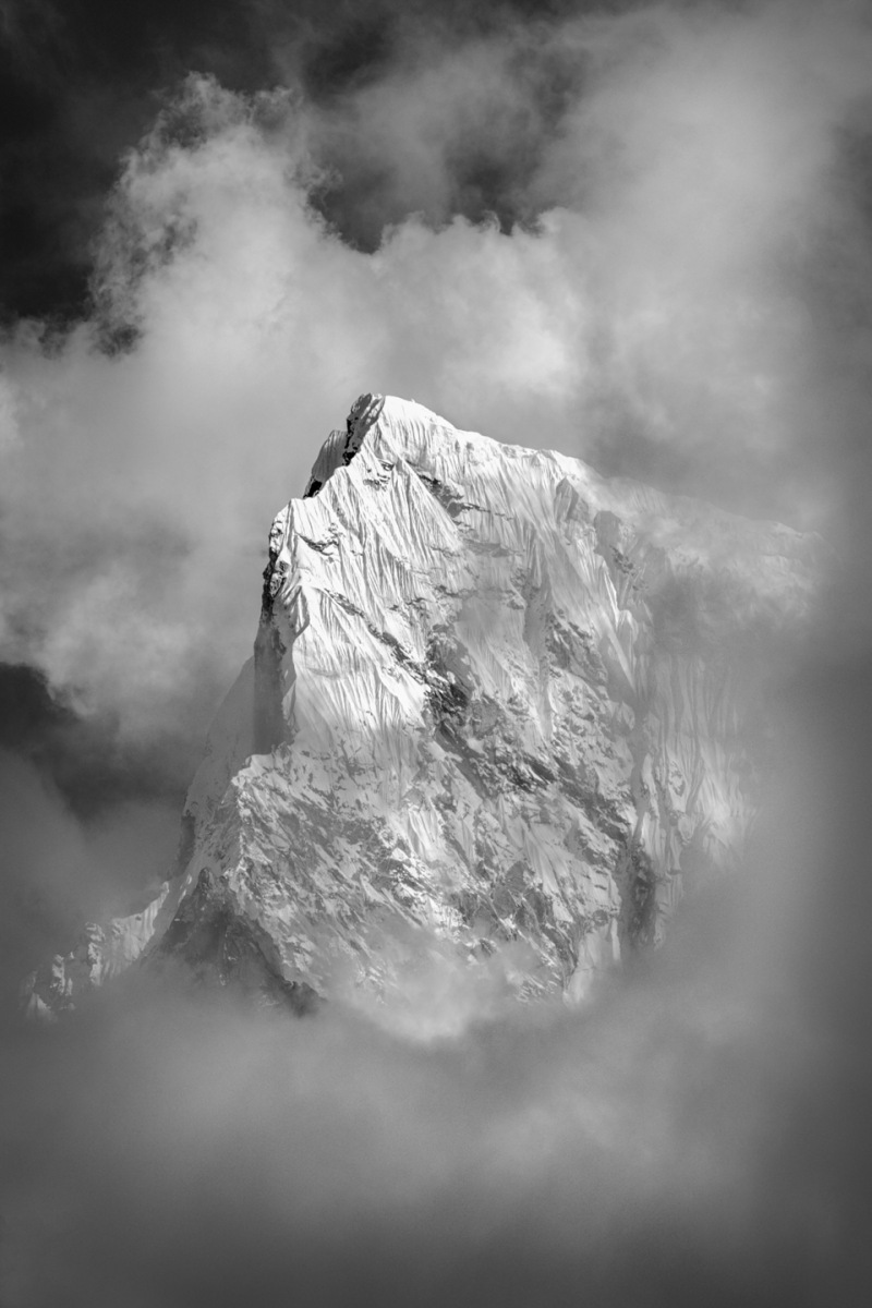 “Cholatse In the Sky” • Cira Crowell, Leica SL, 2019