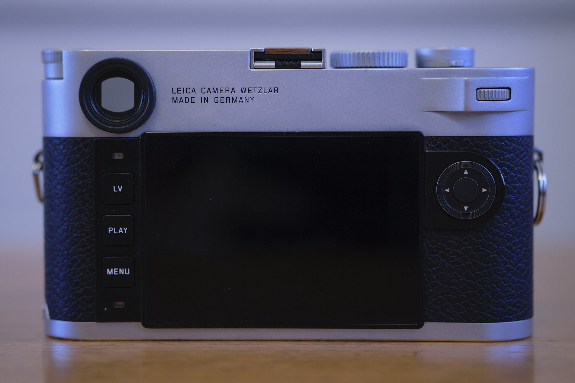 jmu_leicam10_sale-4