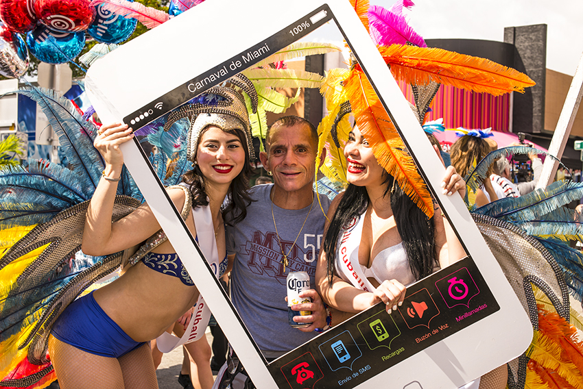 d9163-calle-ocho-carnival