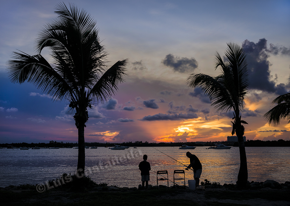 d9874-sunset-at-haulover-park