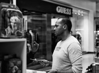 mall-vendor-5